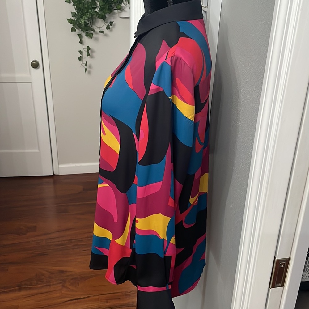 Anne Klein color block long sleeve button up blouse - Picture 3 of 8